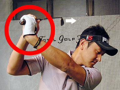 トップでのフェースの開き